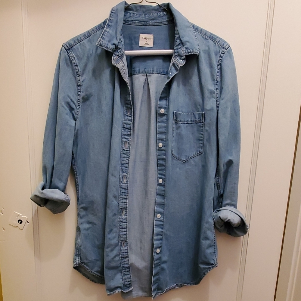 Gap women denim shirt